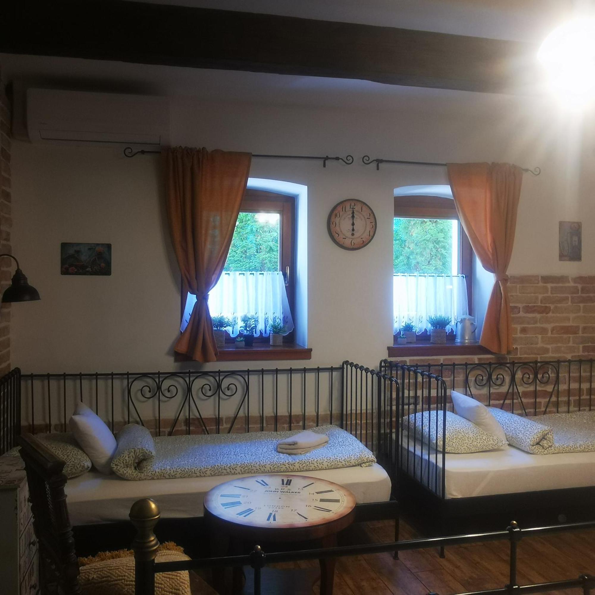 Kuria Apartman Budapest With Free Parking Exterior foto